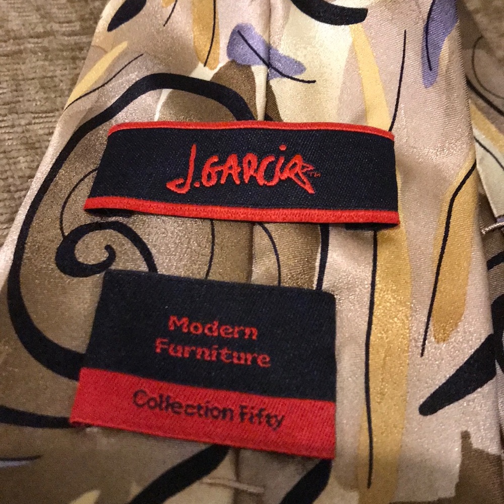 J. Garcia modern furniture silk tie - Picture 3 of 4